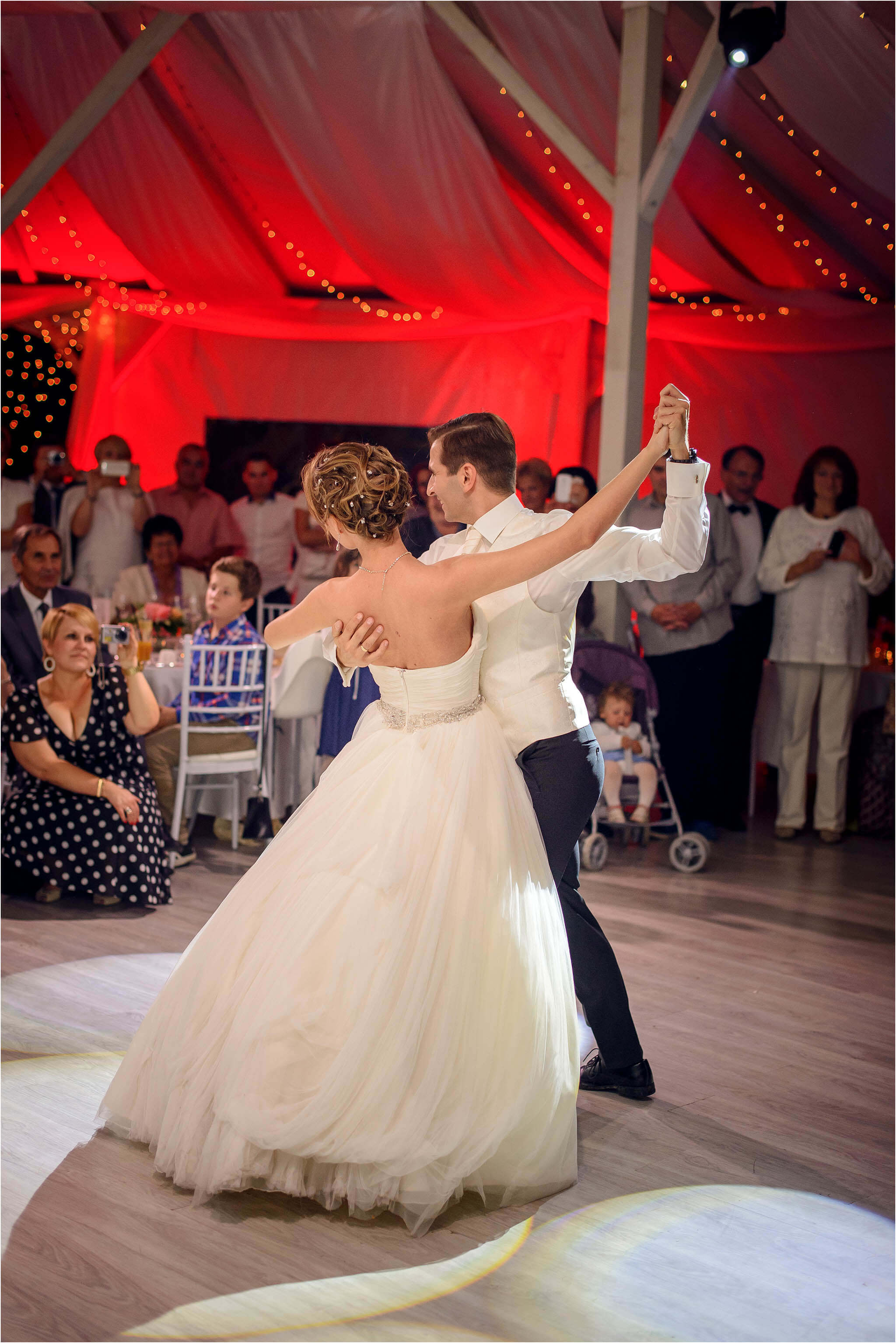 Wedding Garden - Budapest - Esküvői fotózás