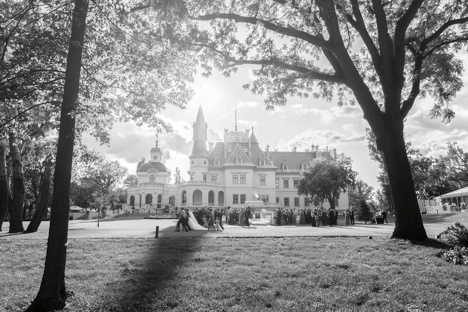 Botaniq Kastély esküvő