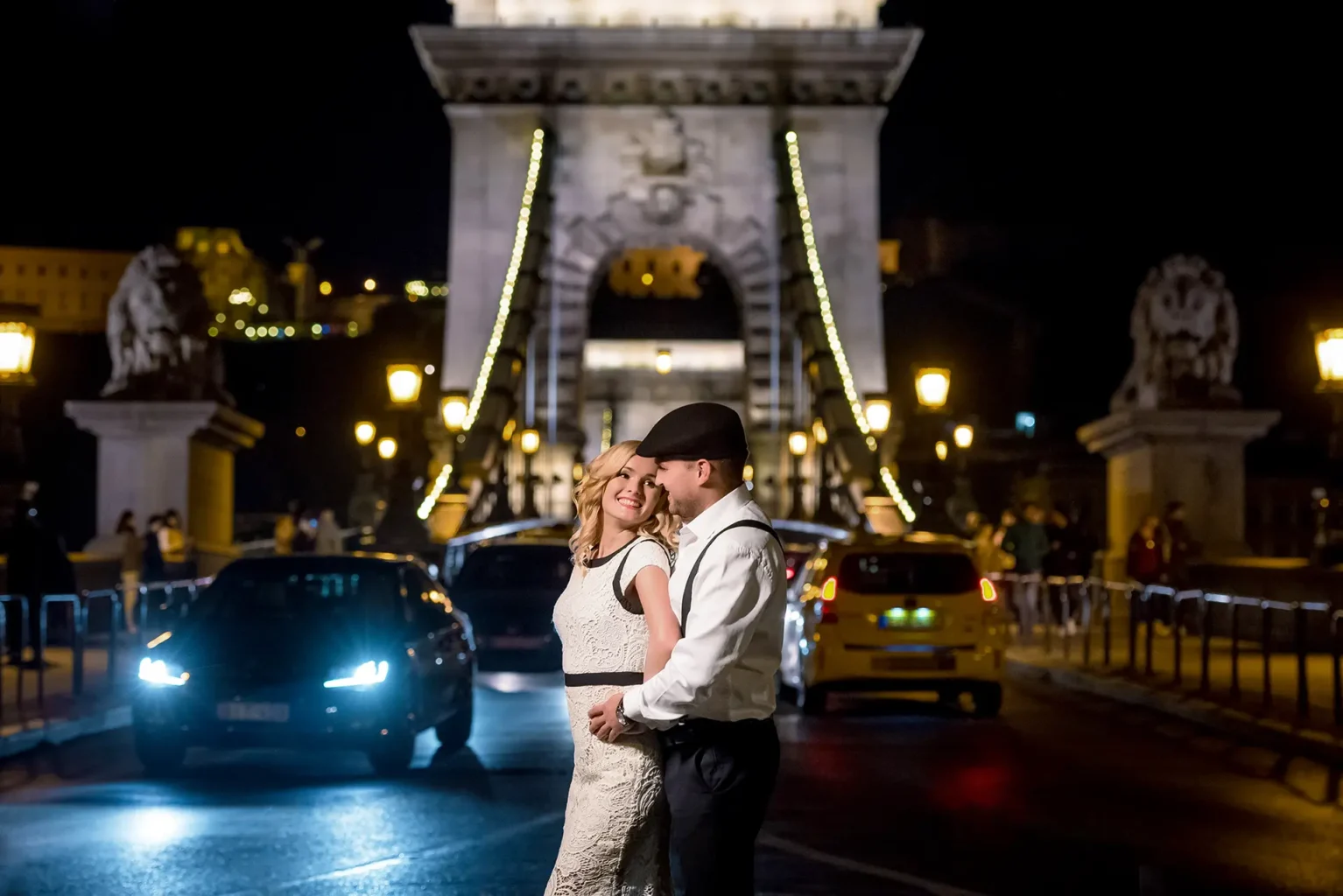 Budapest at Night - Engagement Photography (Chain Bridge)