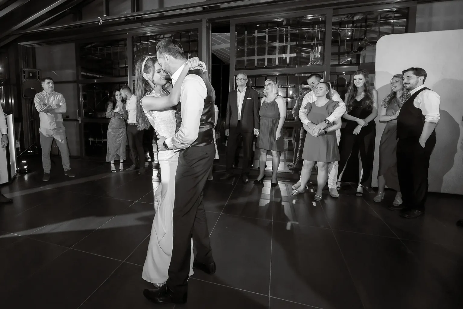 Esküvő Etyeken - Premium Wedding Photography near Budapest - Esküvői fotózás Haraszthy Pincészet - Wedding Photography at Winery Haraszthy