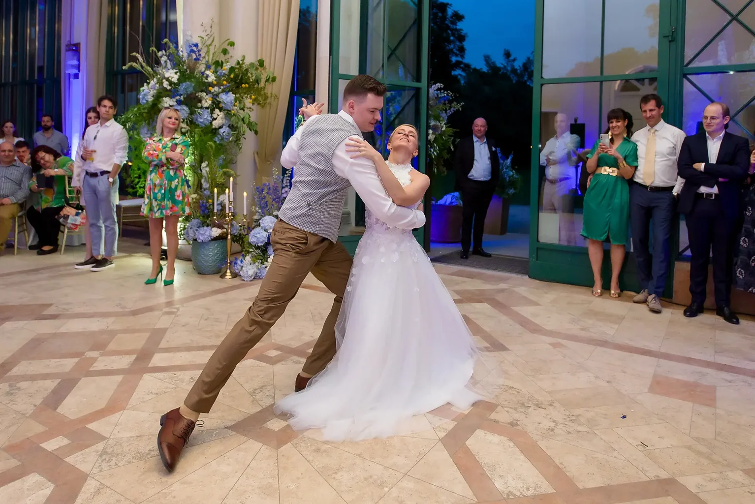 Pálmaház Esküvő - Palmenhaus Hochzeit - Wedding Opening Dance