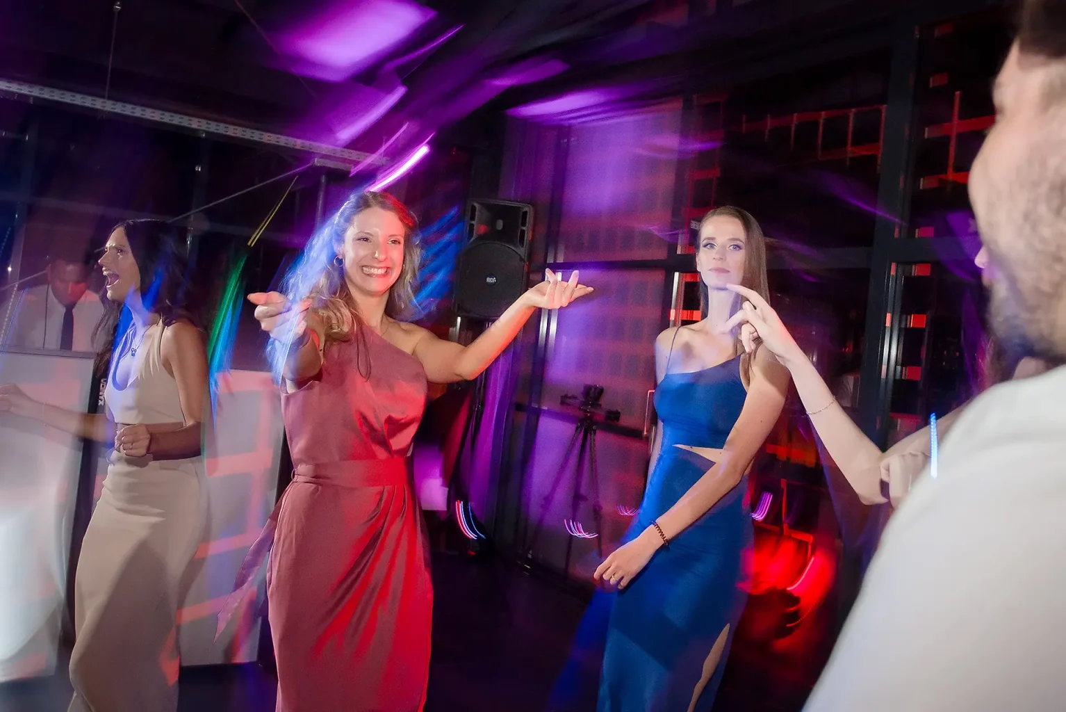 Esküvő Etyeken - Premium Wedding Photography near Budapest