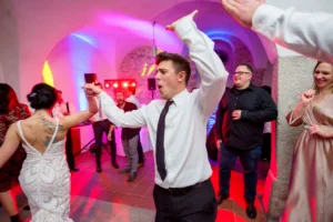 Wedding Photography Germany - Wedding Party - Bestman - Tánc a menyasszonnyal