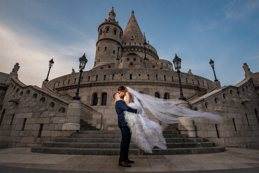 Esküvői Képsorozat & Kreatív Fotózás – Dominika & Ronald – (Wedding & After Wedding Session at Budapest)