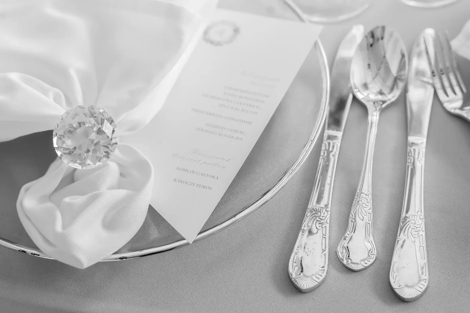 Botaniq Kastély esküvő - Dekoráció