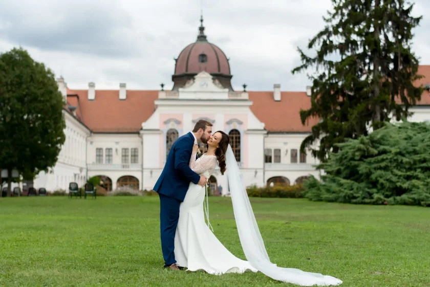 Szilvi & András’s Micro Wedding I Gödöllő Royal Palace